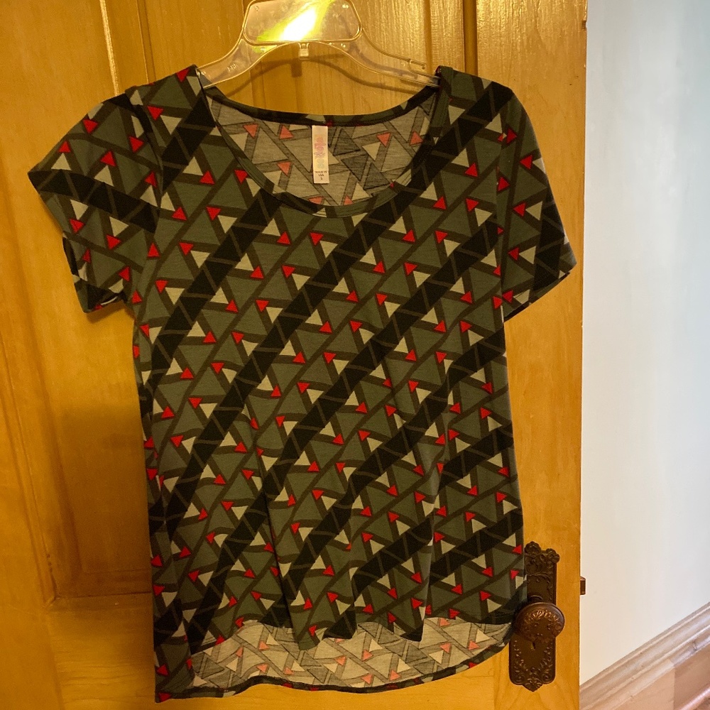 LulaRoe Short Sleeve Tee